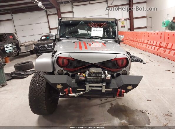 1C4HJWEG1GL186875 2016 JEEP WRANGLER UNLIMITED Серый Вид задней части салона