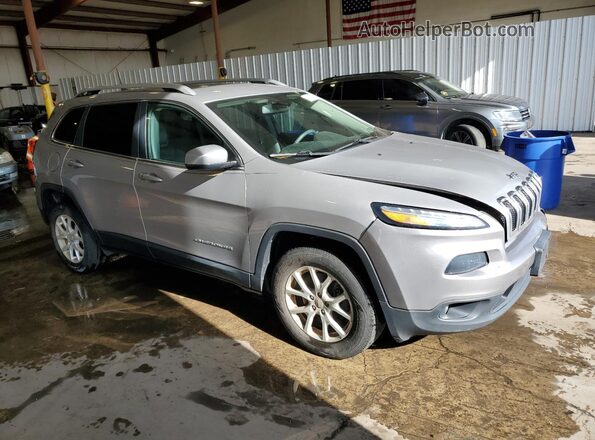 1C4PJMLB3JD530148 2018 JEEP CHEROKEE Серебряный Передняя правая четверть