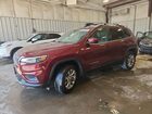 2019 Jeep Cherokee Latitude Plus Burgundy vin: 1C4PJMLB4KD214338