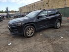 2022 Jeep Cherokee Latitude Lux Black vin: 1C4PJMMX5ND547419