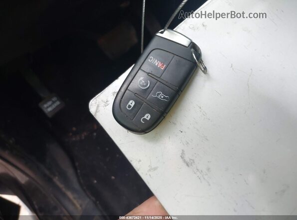 1C4RJFAG4GC445093 2016 JEEP GRAND CHEROKEE Черный Вид панели приборов