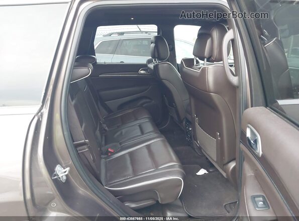 1C4RJFCG8JC104641 2018 JEEP GRAND CHEROKEE Коричневый Вид наклейки с VIN-кодом