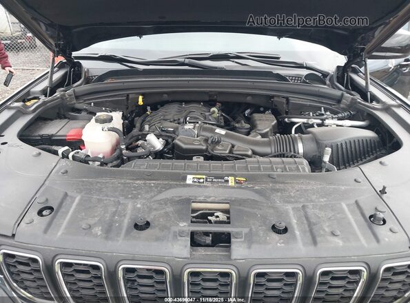 1C4RJHAG1SC290099 2025 JEEP GRAND CHEROKEE Черный Вид сзади