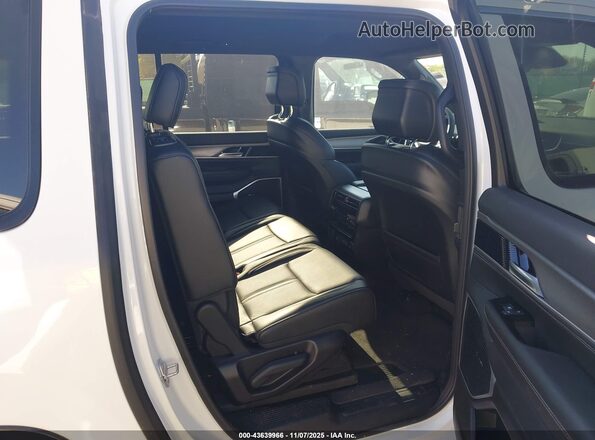1C4SJSBP6SS527494 2025 JEEP WAGONEER L White Widok naklejki z numerem VIN