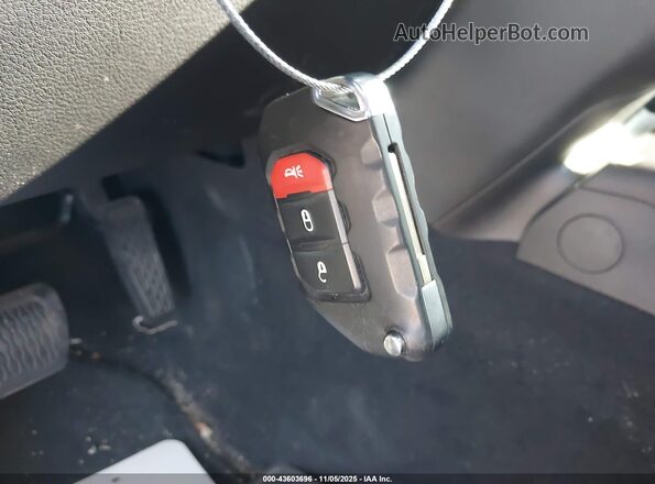 1C6PJTAG1SL503540 2025 JEEP GLADIATOR Белый Вид панели приборов