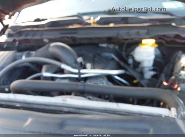 1C6RR7FT3JS135266 2018 RAM 1500 Бордовый Вид сзади