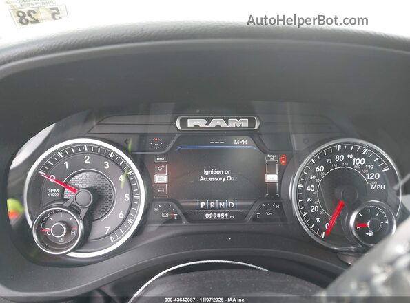 1C6RRFFG5PN584081 2023 RAM 1500 Белый 