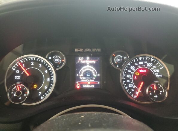 1C6SRFFT3MN632039 2021 RAM 1500 Silver ხელსაწყოთა პანელის ხედი