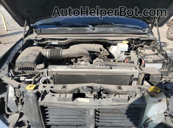 1C6SRFHT1KN566472 2019 RAM 1500 Черный Вид задней части салона