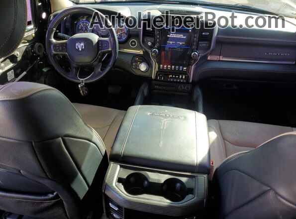 1C6SRFHT1KN566472 2019 RAM 1500 Черный Вид панели приборов