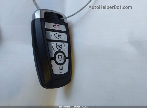 1FA6P8TH0K5130975 2019 FORD MUSTANG Серый Вид панели приборов