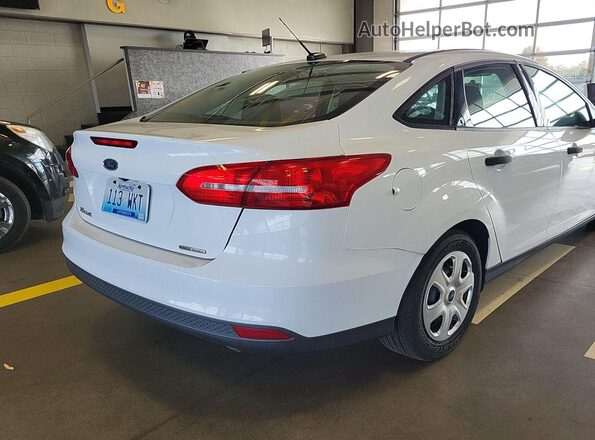 1FADP3E2XGL226067 2016 FORD FOCUS  Передняя левая четверть