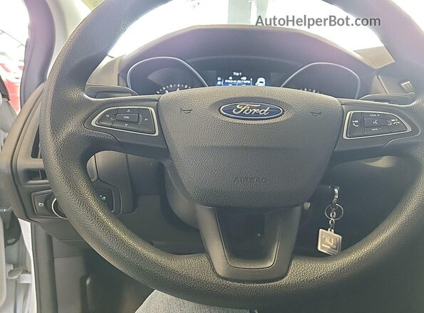 1FADP3E2XGL226067 2016 FORD FOCUS  Вид задних сидений