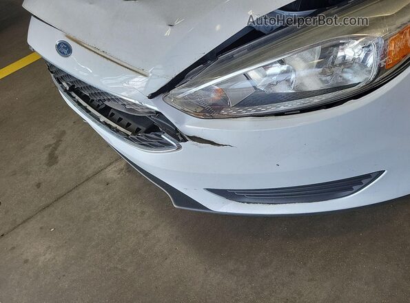 1FADP3E2XGL226067 2016 FORD FOCUS  Вид сзади
