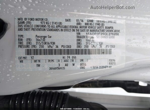 1FADP3F25GL276258 2016 FORD FOCUS White Widok komory silnika