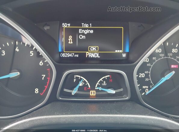 1FADP3F25GL276258 2016 FORD FOCUS White Widok tylnych siedzeń