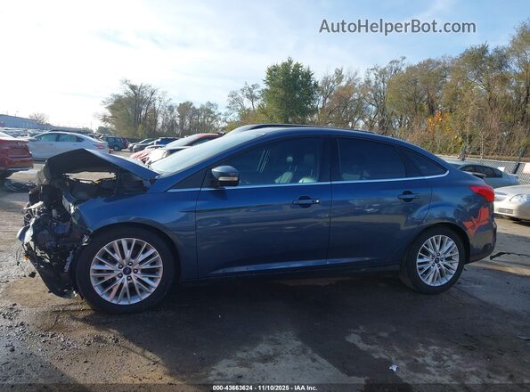 1FADP3J24JL246571 2018 FORD FOCUS Синий 