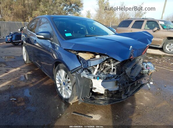 1FADP3J24JL246571 2018 FORD FOCUS Синий Передняя правая четверть