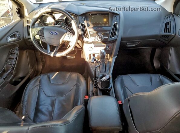 1FADP3K22GL377134 2016 FORD FOCUS Blue Dashboard view