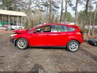 2017 Ford Focus Se Красный vin: 1FADP3K22HL231902