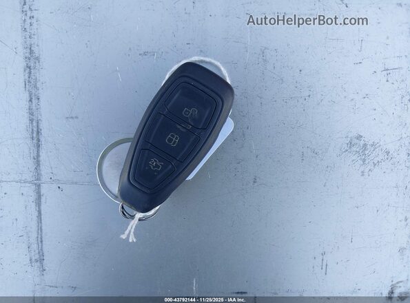 1FADP3L91HL348981 2017 FORD FOCUS ST Белый Вид панели приборов