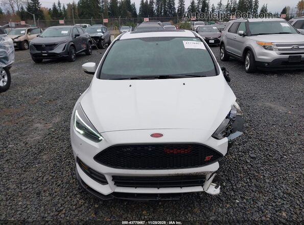 1FADP3L95JL289651 2018 FORD FOCUS ST Белый Вид задней части салона