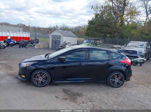 1FADP3L97HL301549 2017 FORD FOCUS ST Black Widok wnętrza 360 stopni