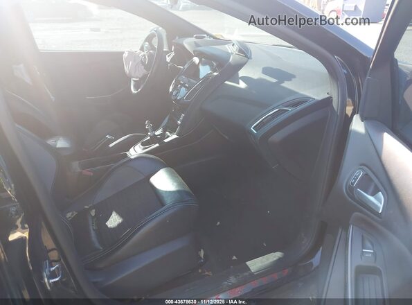 1FADP3L97HL306461 2017 FORD FOCUS ST Черный Вид салона спереди