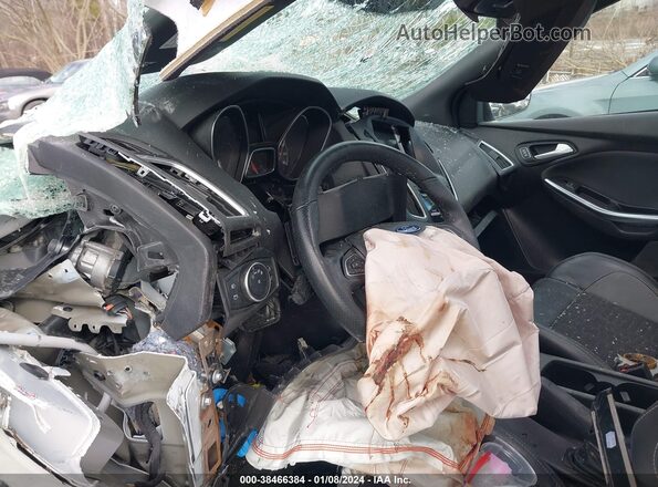 1FADP3L97JL309527 2018 FORD FOCUS ST Белый 