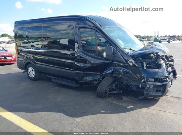 1FBAX2C88MKA94463 2021 FORD PASSENGER Черный Передняя правая четверть