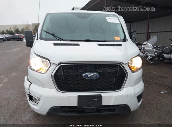1FBAX2Y81NKA63291 2022 FORD PASSENGER Белый Вид щитка приборов