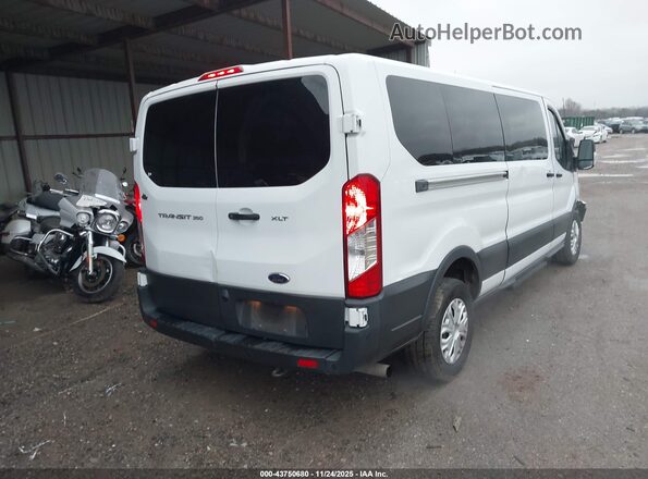 1FBAX2Y81NKA63291 2022 FORD PASSENGER Белый Задняя правая четверть