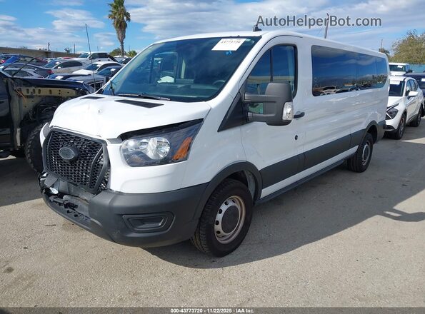 1FBAX2Y82RKA77819 2024 FORD PASSENGER White Передня ліва чверть