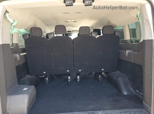 1FBAX2Y85LKB23277 2020 FORD PASSENGER White Vista de la etiqueta del VIN