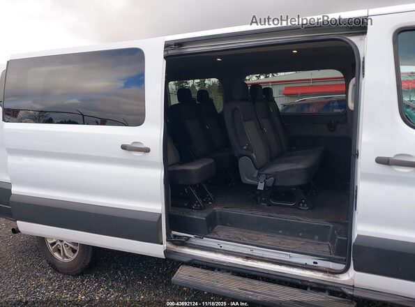 1FBAX2Y88MKA14992 2021 FORD PASSENGER Белый Вид наклейки с VIN-кодом