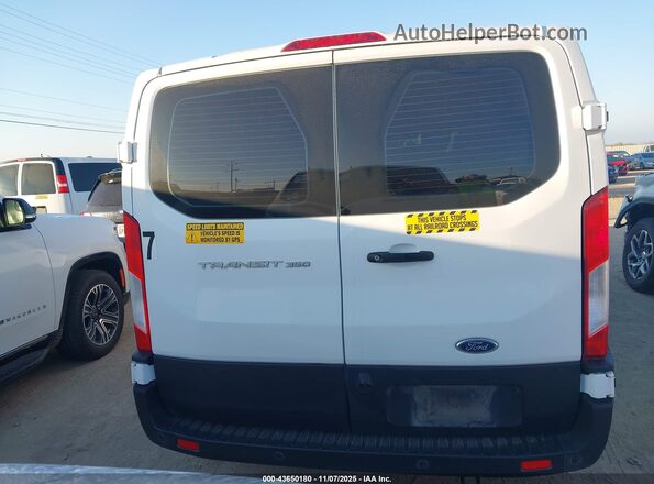 1FBAX2Y88NKA77124 2022 FORD PASSENGER White 