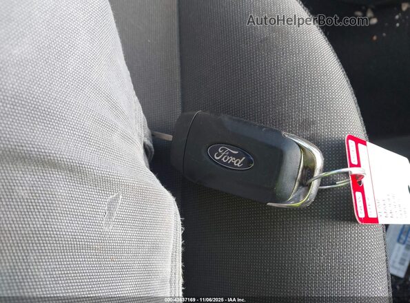 1FBAX2YG4PKA91001 2023 FORD PASSENGER Белый Вид панели приборов