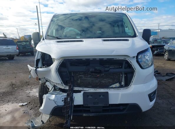 1FBAX2YG4PKA91001 2023 FORD PASSENGER Белый Вид щитка приборов