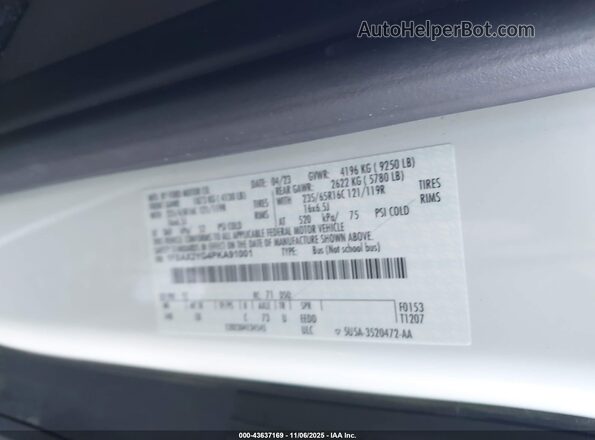 1FBAX2YG4PKA91001 2023 FORD PASSENGER Белый Вид подкапотного пространства