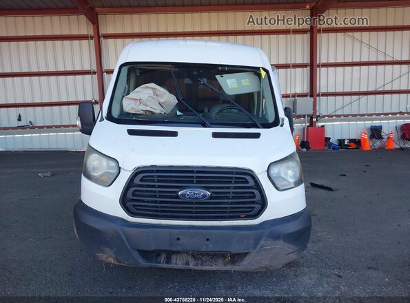 1FBZX2CM6HKA13451 2017 FORD TRANSIT-350 White Вид панелі приладів