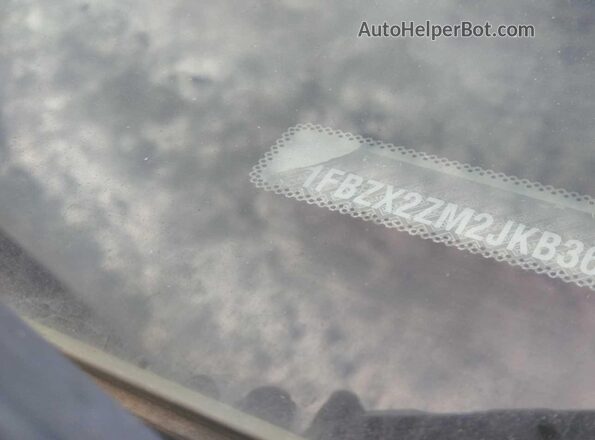1FBZX2ZM2JKB36502 2018 FORD TRANSIT-350  Widok wnętrza z tyłu