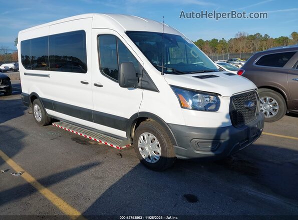 1FDAX2C88MKA75614 2021 FORD PASSENGER White წინა მარჯვენა