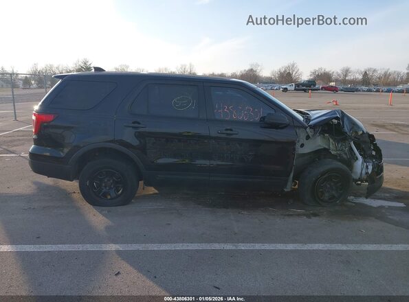 1FM5K8AR2HGB64845 2017 FORD UTILITY POLICE INTERCEPTOR Черный Вид задней части салона