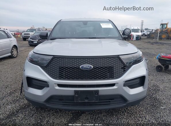 1FM5K8AW2PNA02536 2023 FORD POLICE INTERCEPTOR Silver Widok wnętrza z tyłu