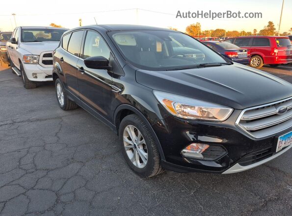 1FMCU9GD1KUB82507 2019 FORD ESCAPE  Вид панели приборов