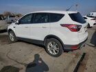 2017 Ford Escape Se Белый vin: 1FMCU9GD5HUB45551