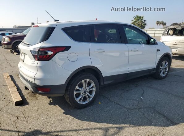 1FMCU9GD5HUB45551 2017 FORD ESCAPE Белый Задняя правая четверть