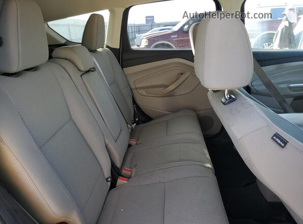 1FMCU9GD5HUB45551 2017 FORD ESCAPE Белый Вид задних сидений