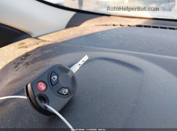 1FMCU9GD5JUB51792 2018 FORD ESCAPE Черный Вид панели приборов