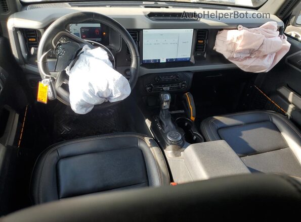 1FMEE5DP5PLC13106 2023 FORD BRONCO Серый Вид панели приборов